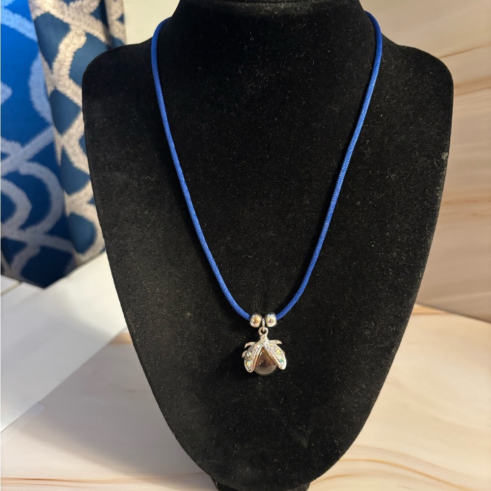 🌻Adult Jewels Silver Tone Ladybug Pendant Necklace 17”+2”
